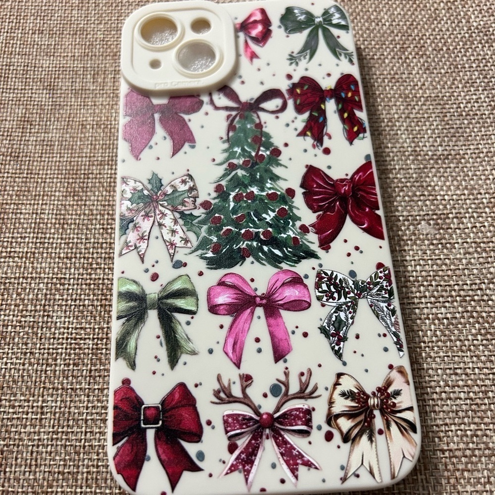 iPhone Holiday Case. See Description For All the Phones it will Fit

NWOT